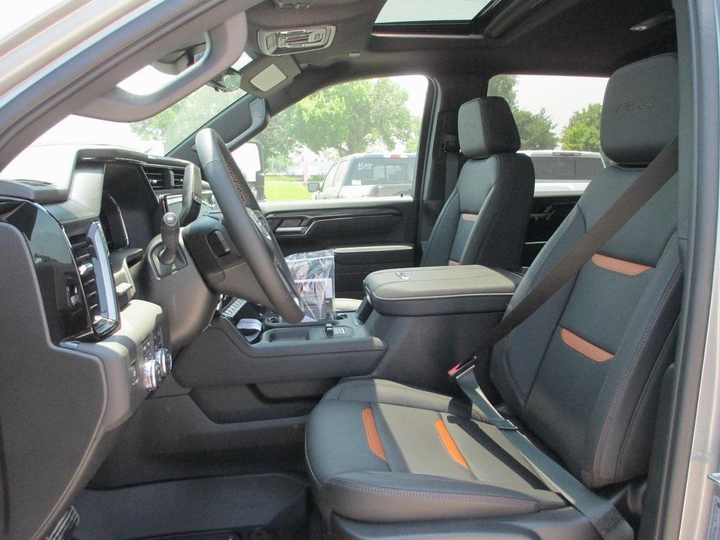 new 2025 GMC Sierra 2500 car, priced at $76,140