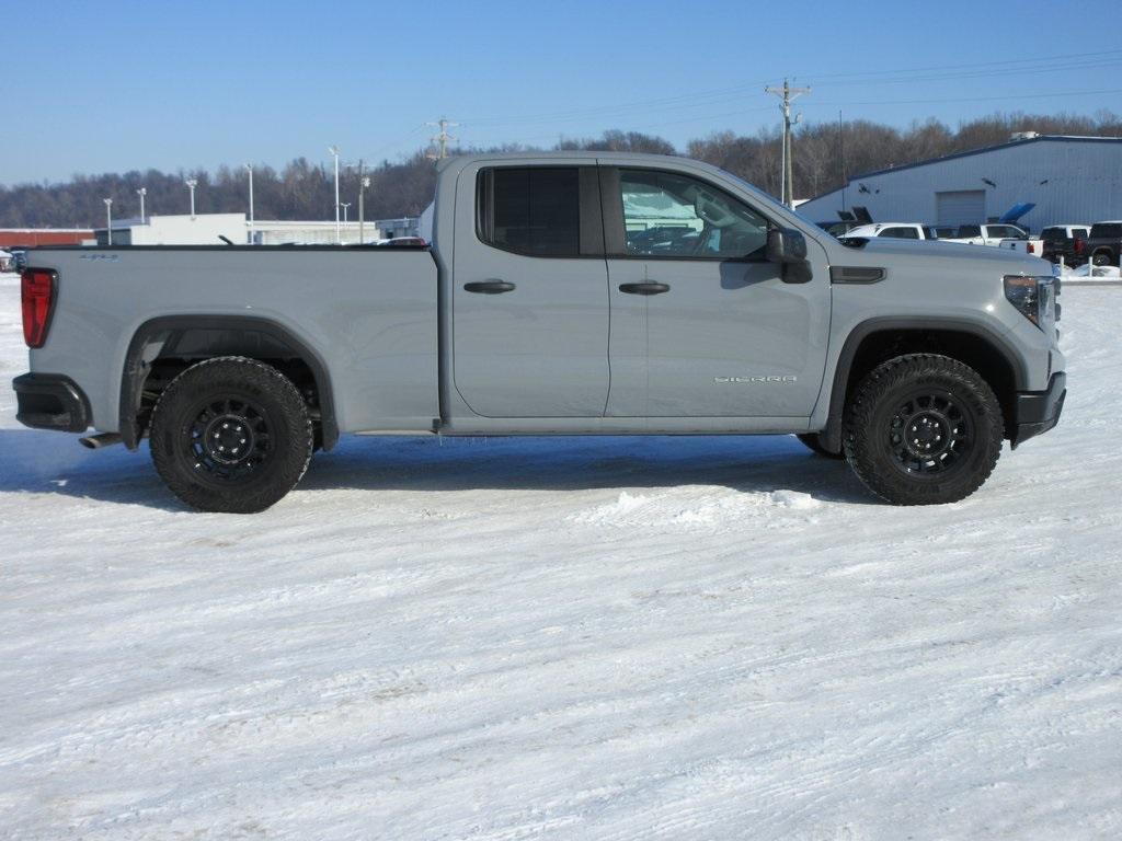 new 2025 GMC Sierra 1500 car, priced at $46,386