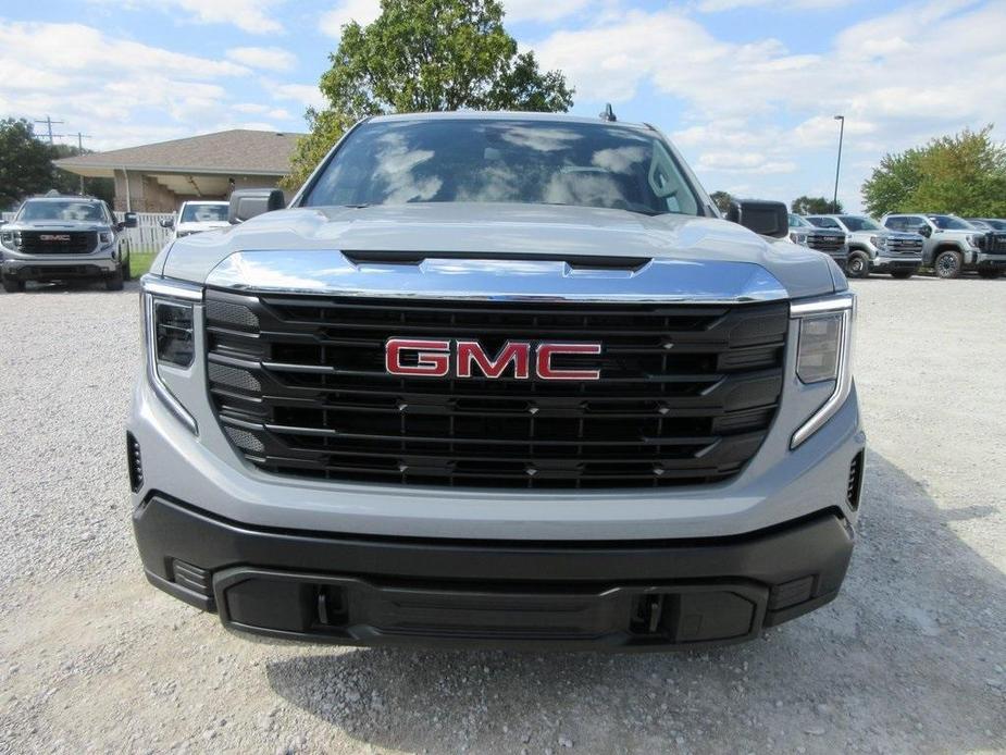 new 2025 GMC Sierra 1500 car, priced at $45,941