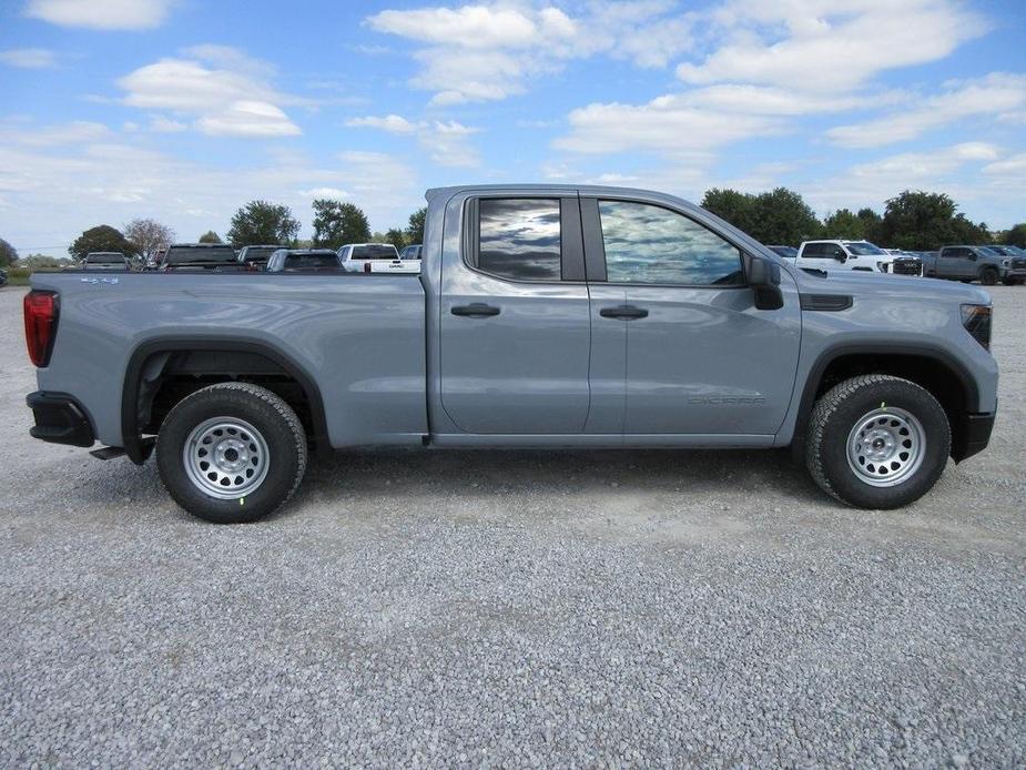 new 2025 GMC Sierra 1500 car, priced at $45,941