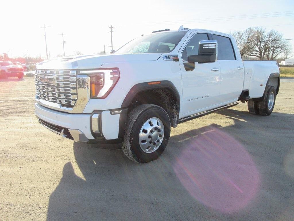 new 2025 GMC Sierra 3500 car, priced at $86,476