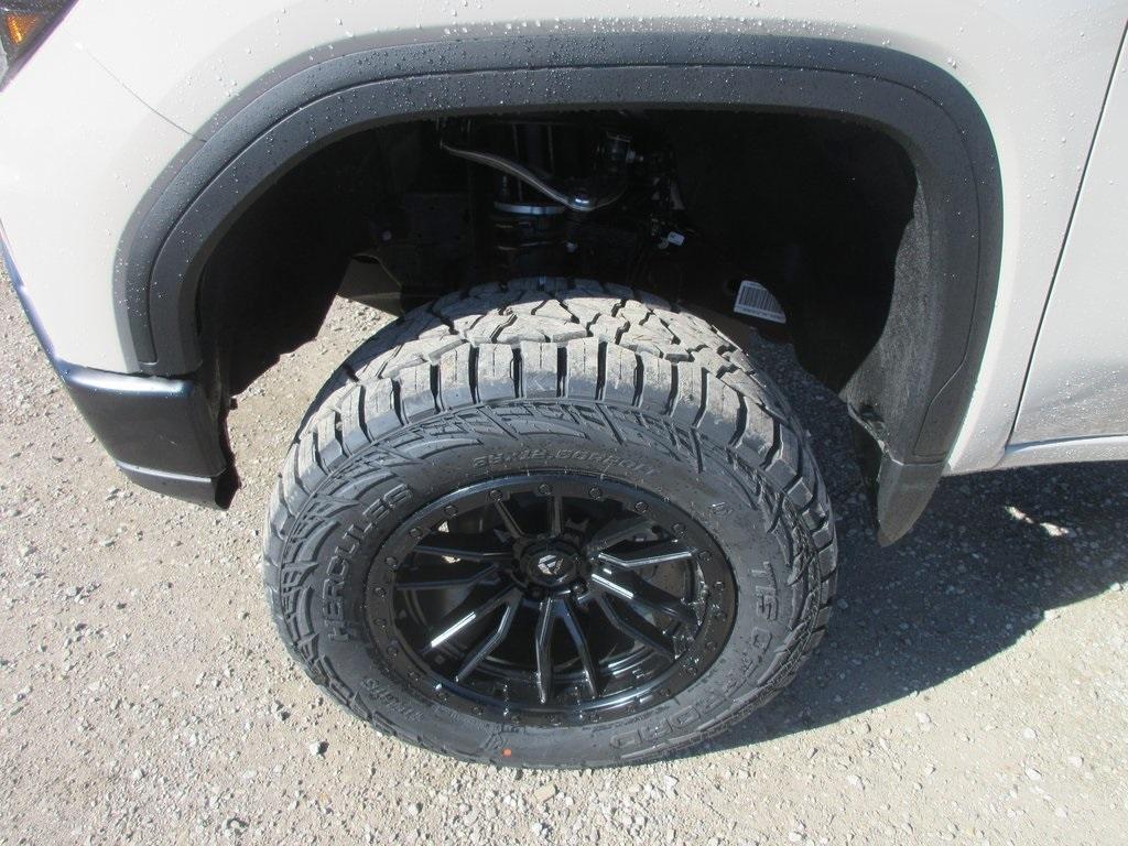 new 2026 GMC Sierra 1500 car, priced at $46,286