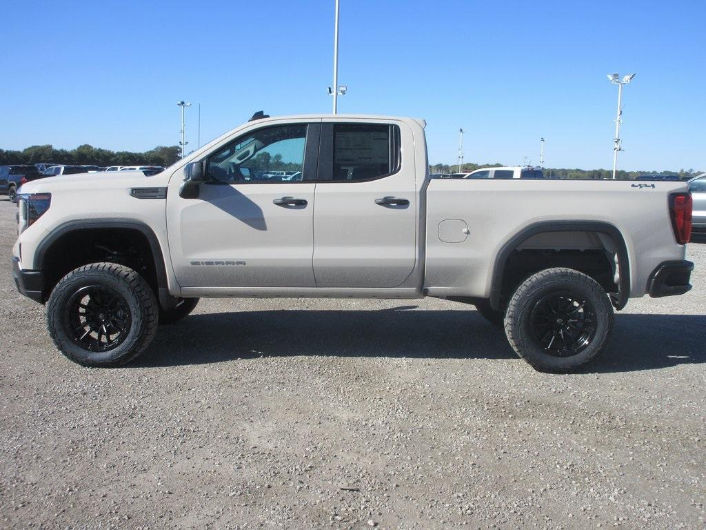 new 2026 GMC Sierra 1500 car, priced at $46,286