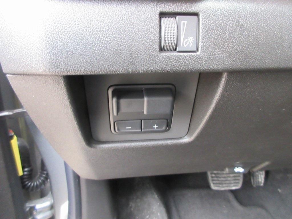 new 2025 GMC Canyon car, priced at $49,858