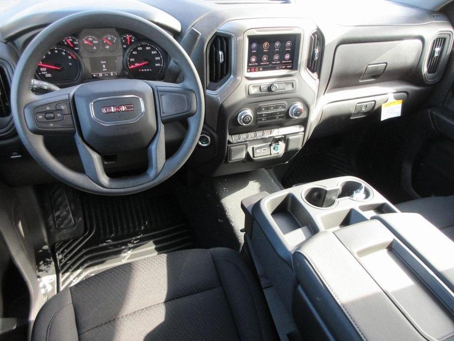 new 2025 GMC Sierra 1500 car, priced at $42,069