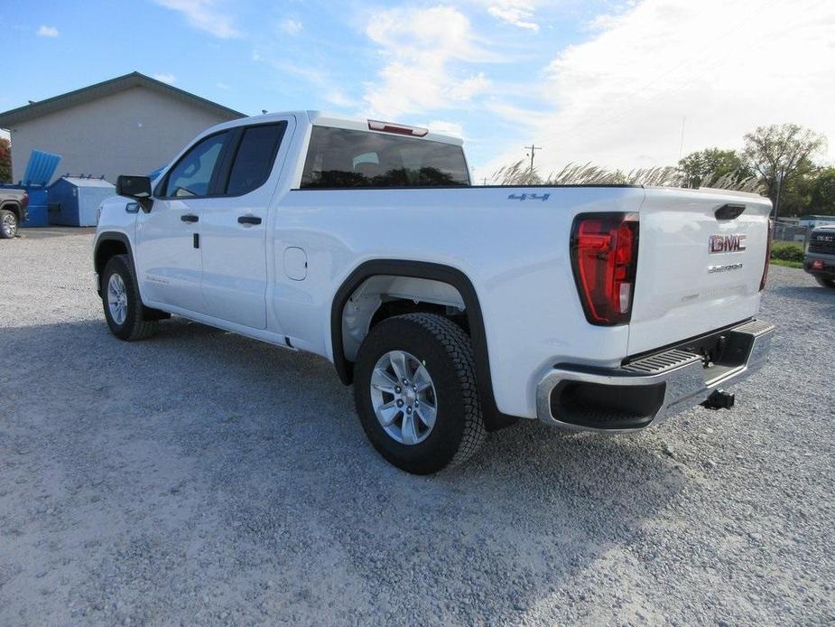 new 2025 GMC Sierra 1500 car, priced at $42,069