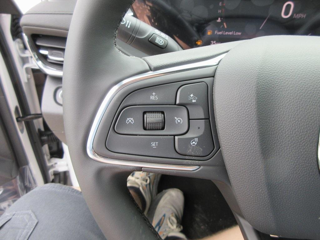 new 2025 Buick Envista car