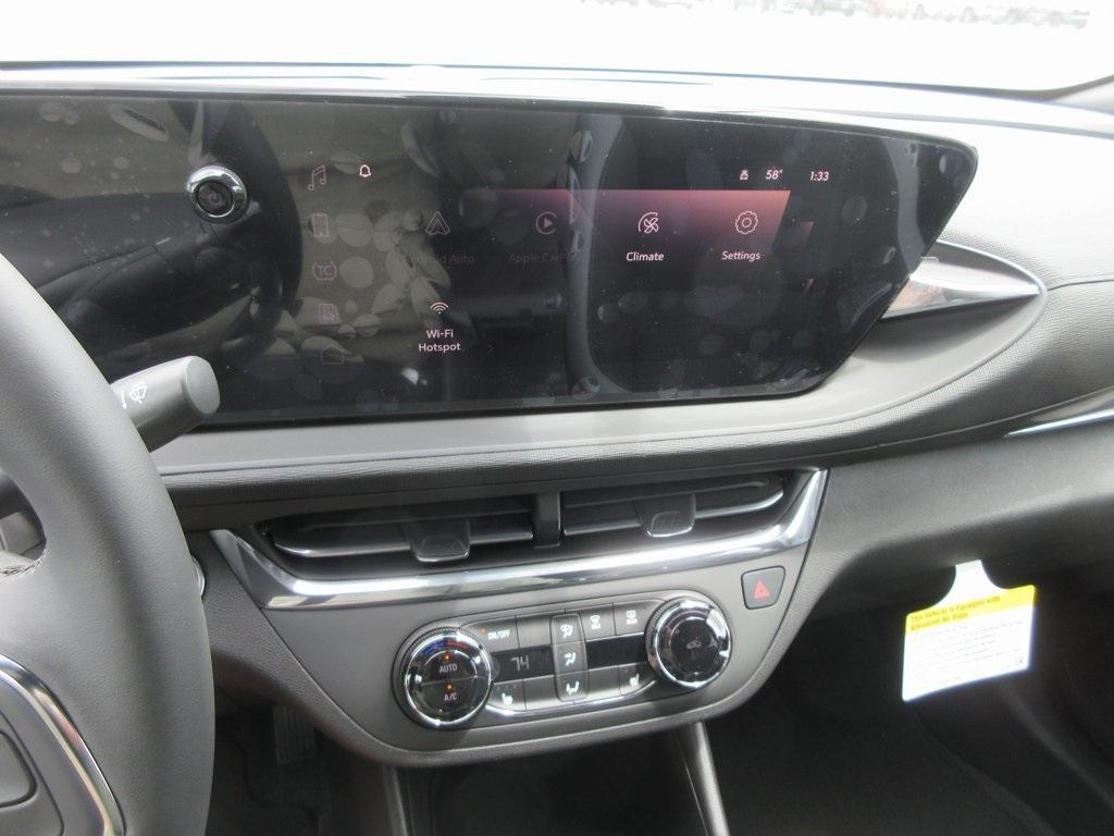 new 2025 Buick Envista car, priced at $25,767