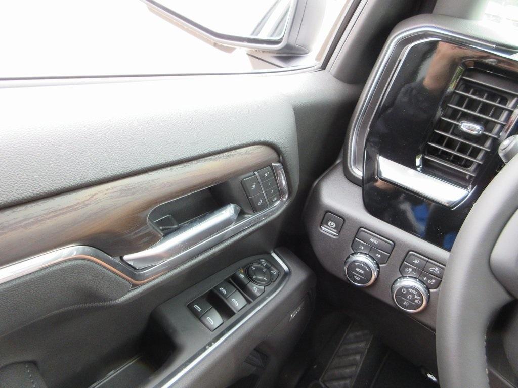 new 2025 GMC Sierra 1500 car, priced at $55,687