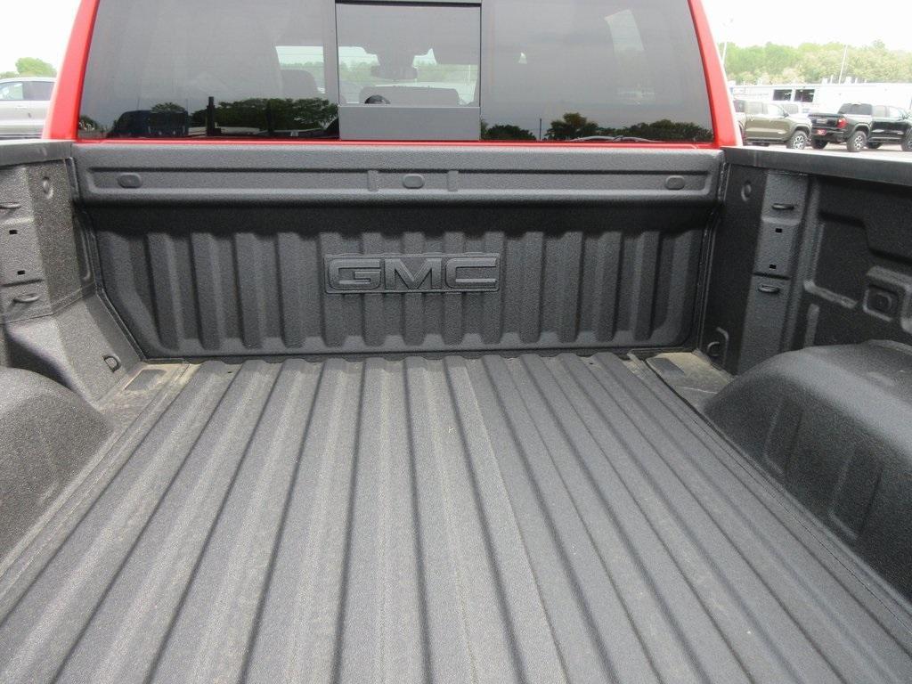 new 2025 GMC Sierra 1500 car, priced at $59,721
