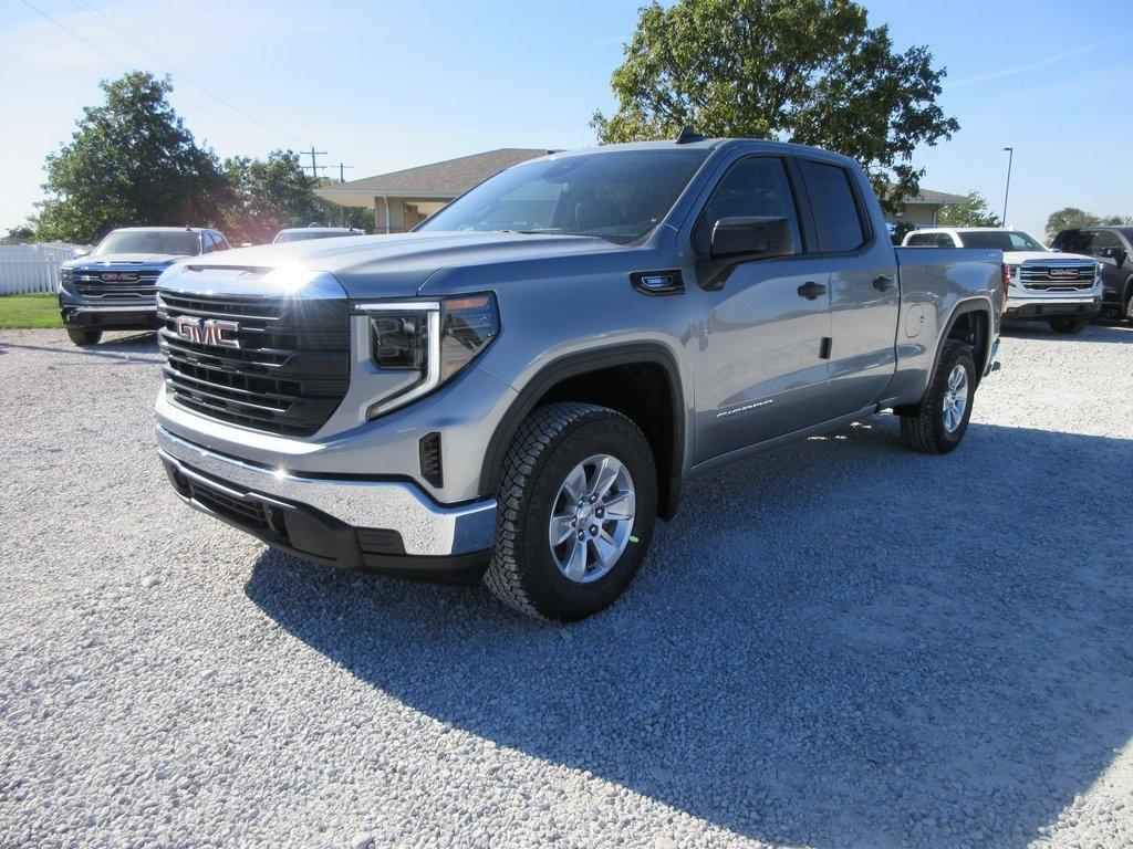 new 2025 GMC Sierra 1500 car, priced at $40,601