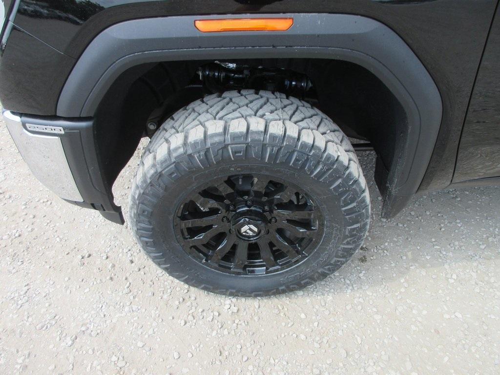 new 2025 GMC Sierra 2500 car, priced at $74,409