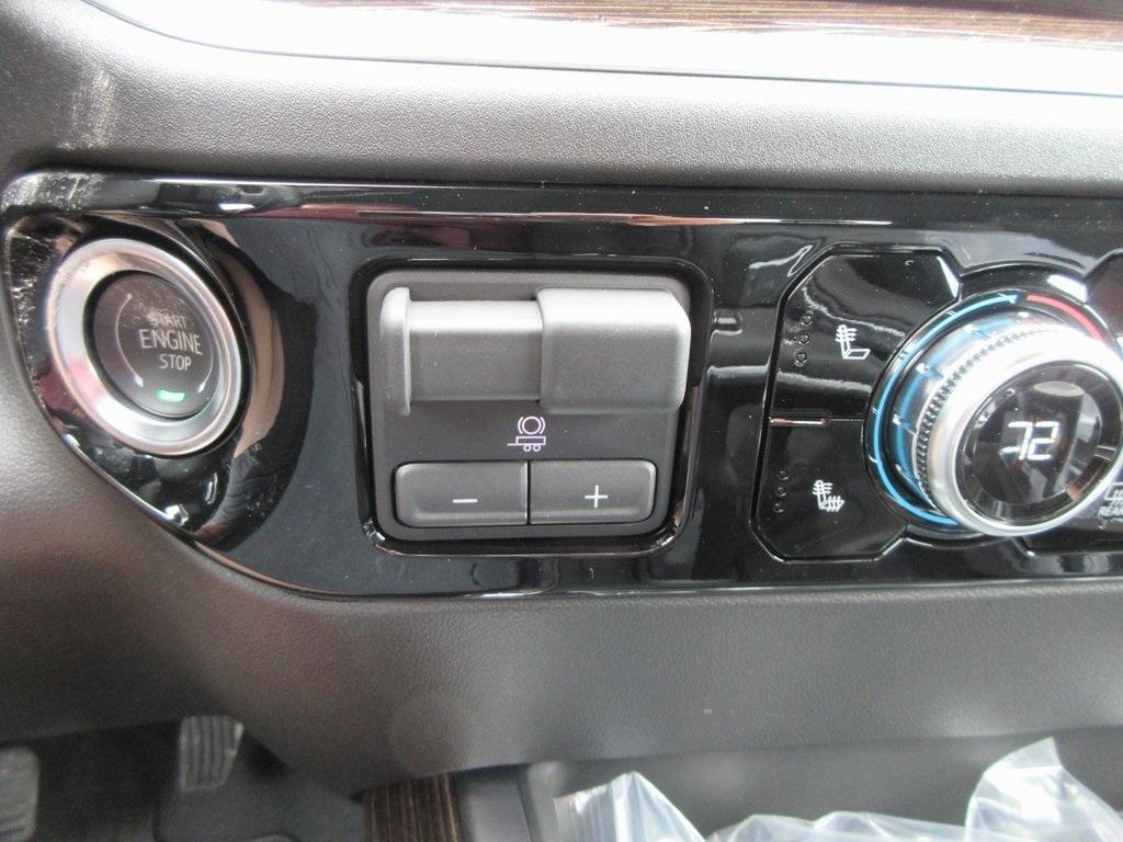 new 2025 GMC Sierra 1500 car
