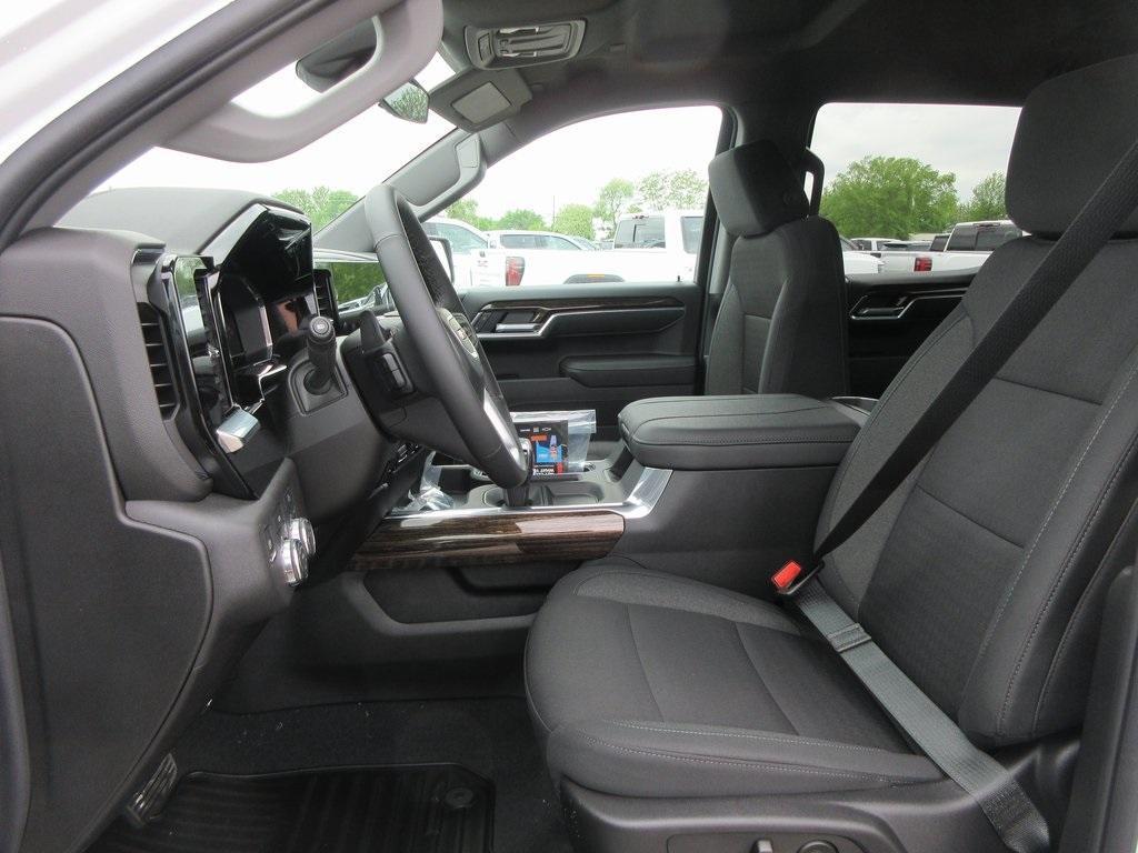 new 2025 GMC Sierra 1500 car