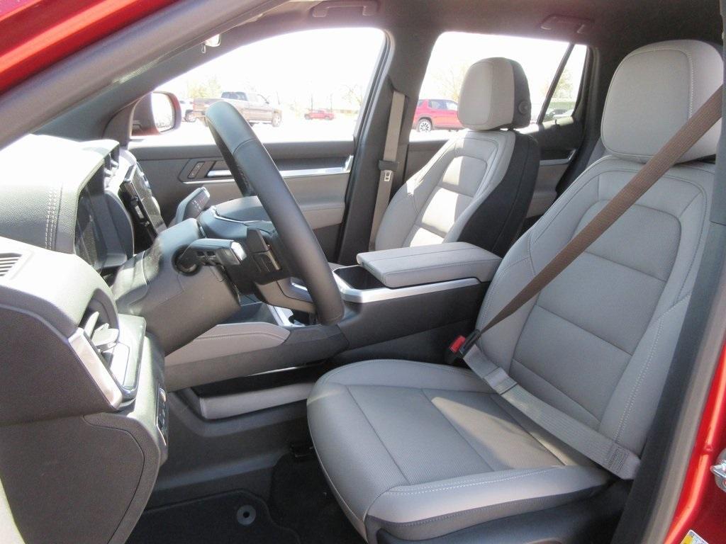 new 2025 GMC Terrain car, priced at $33,075