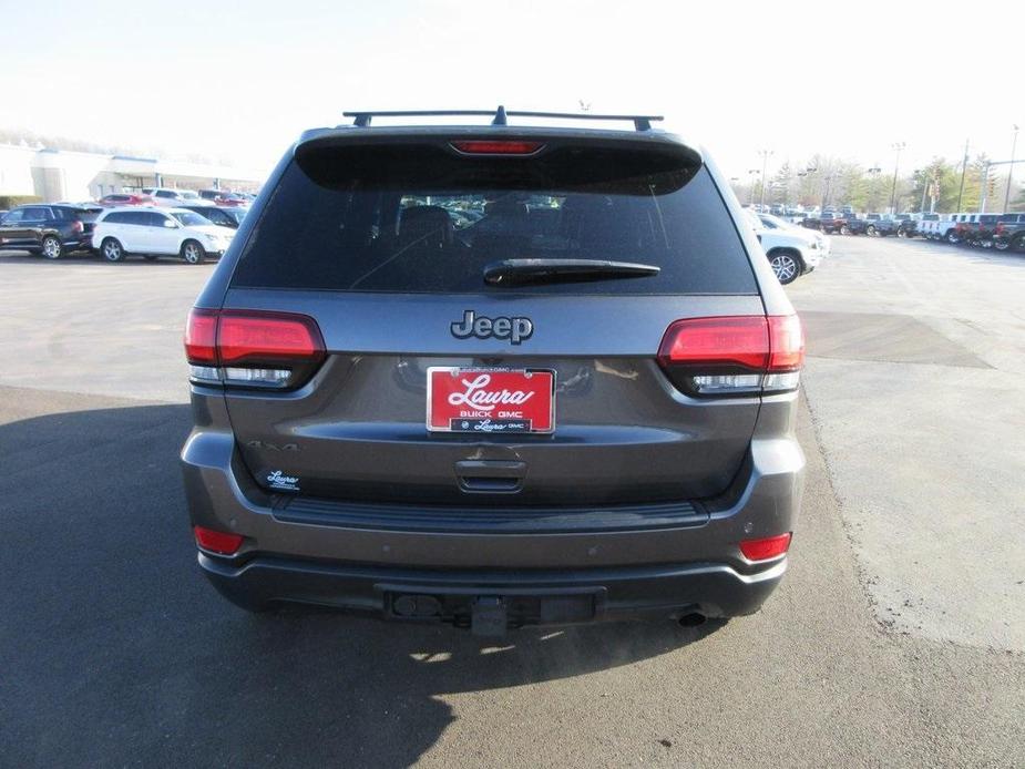 used 2016 Jeep Grand Cherokee car, priced at $18,995