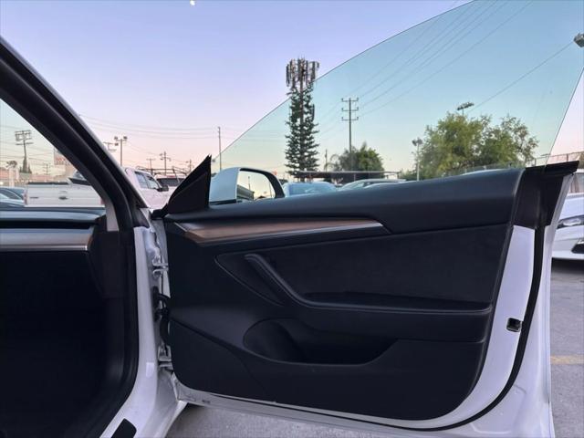 used 2021 Tesla Model 3 car, priced at $20,995