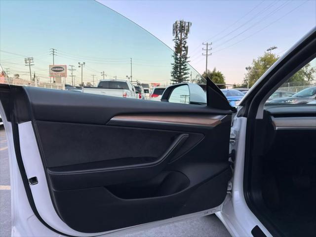 used 2021 Tesla Model 3 car, priced at $20,995