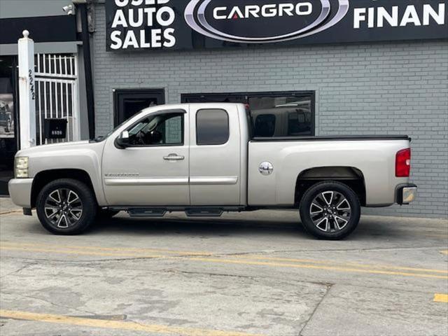 used 2009 Chevrolet Silverado 1500 car, priced at $13,995