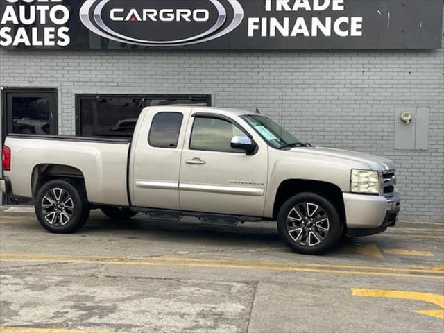 used 2009 Chevrolet Silverado 1500 car, priced at $13,995