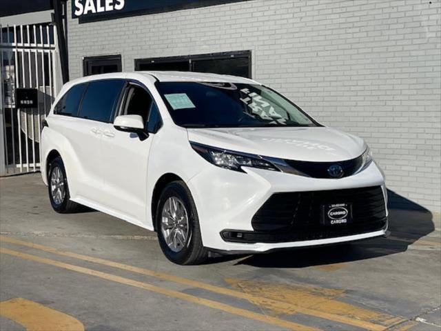 used 2022 Toyota Sienna car, priced at $28,995