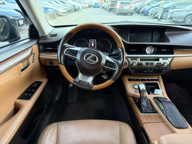 used 2017 Lexus ES 300h car, priced at $21,995