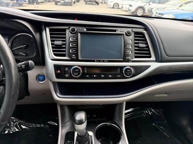 used 2017 Toyota Highlander Hybrid car, priced at $18,995
