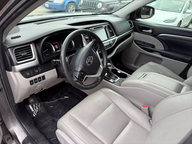 used 2017 Toyota Highlander Hybrid car, priced at $18,995