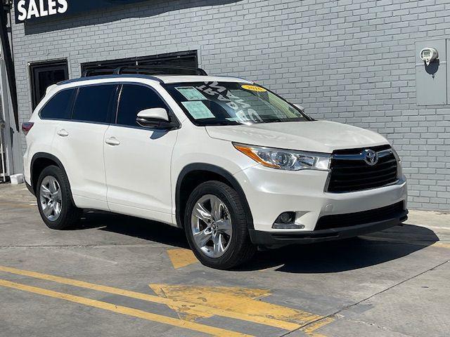 used 2016 Toyota Highlander car, priced at $17,995