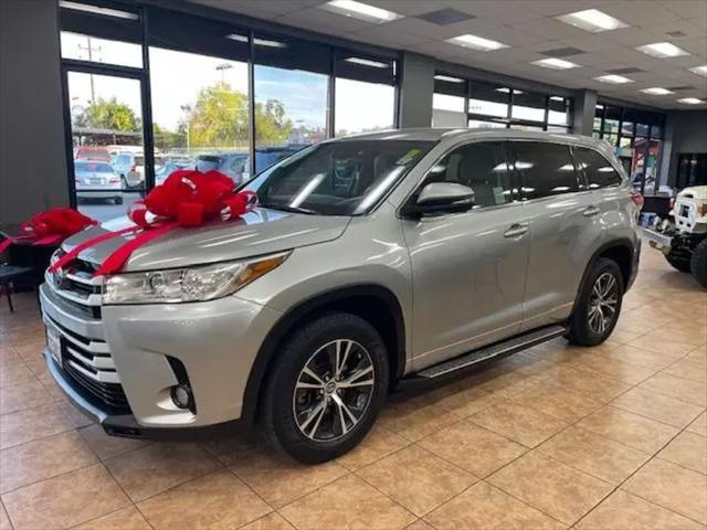 used 2017 Toyota Highlander car, priced at $17,995