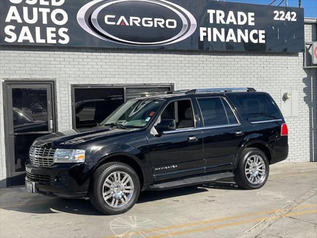 used 2008 Lincoln Navigator car, priced at $10,995