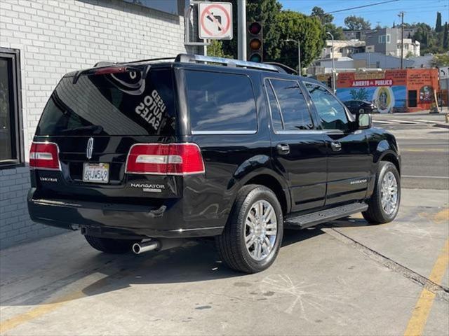 used 2008 Lincoln Navigator car, priced at $10,995