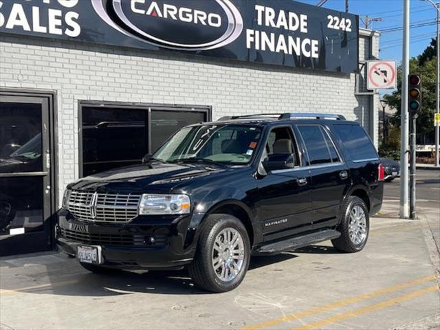 used 2008 Lincoln Navigator car, priced at $10,995