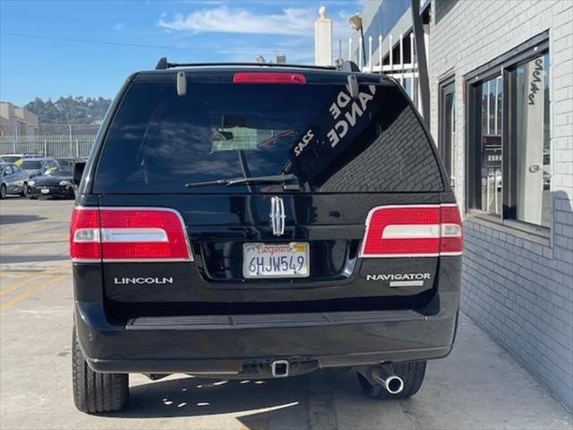 used 2008 Lincoln Navigator car, priced at $10,995