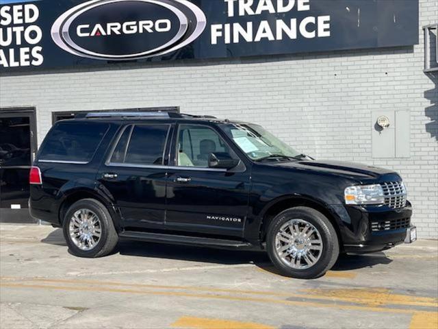 used 2008 Lincoln Navigator car, priced at $10,995