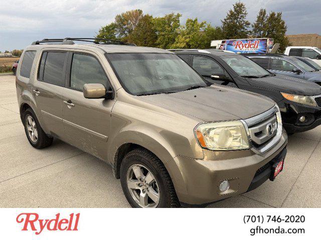 used 2011 Honda Pilot car, priced at $7,999