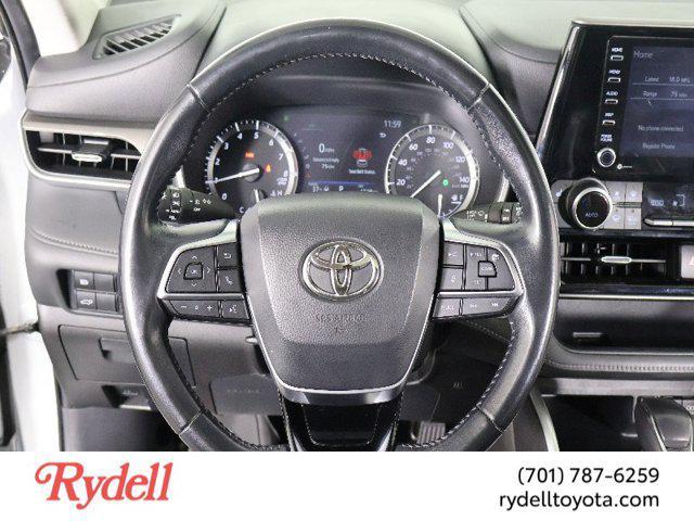 used 2021 Toyota Highlander car, priced at $33,499