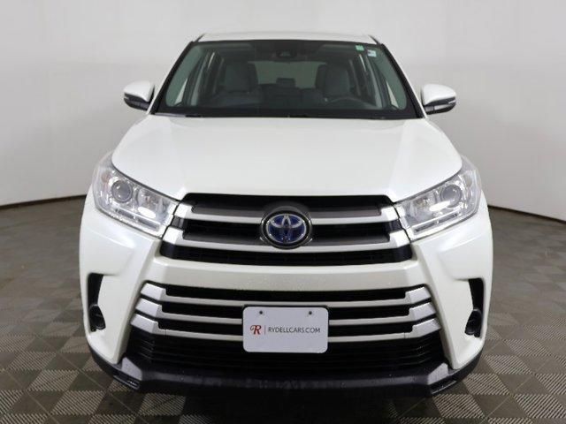 used 2019 Toyota Highlander Hybrid car, priced at $25,999