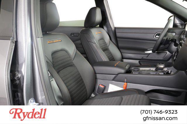 new 2025 Nissan Pathfinder car, priced at $40,520