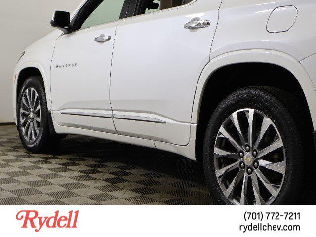 used 2023 Chevrolet Traverse car, priced at $42,999