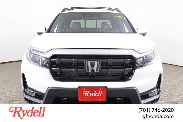 new 2025 Honda Ridgeline car, priced at $44,989