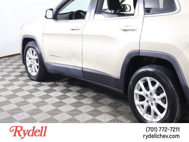 used 2014 Jeep Cherokee car, priced at $9,999
