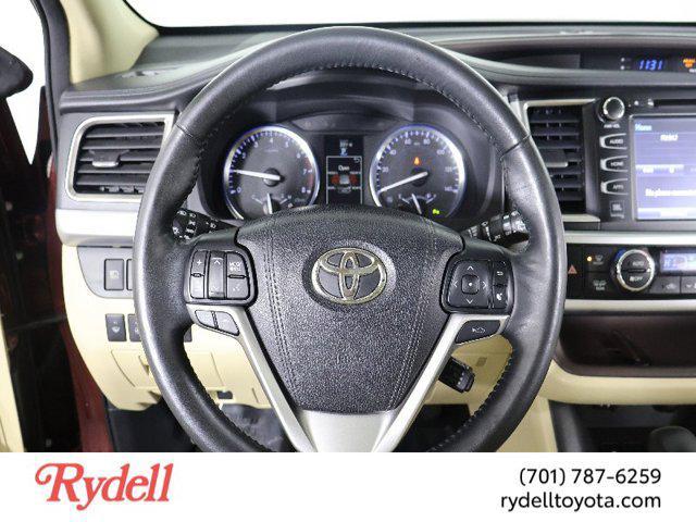 used 2015 Toyota Highlander car, priced at $23,999