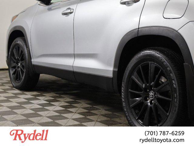 used 2019 Toyota Highlander car, priced at $26,999