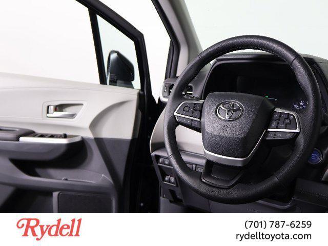 used 2023 Toyota Sienna car, priced at $43,999