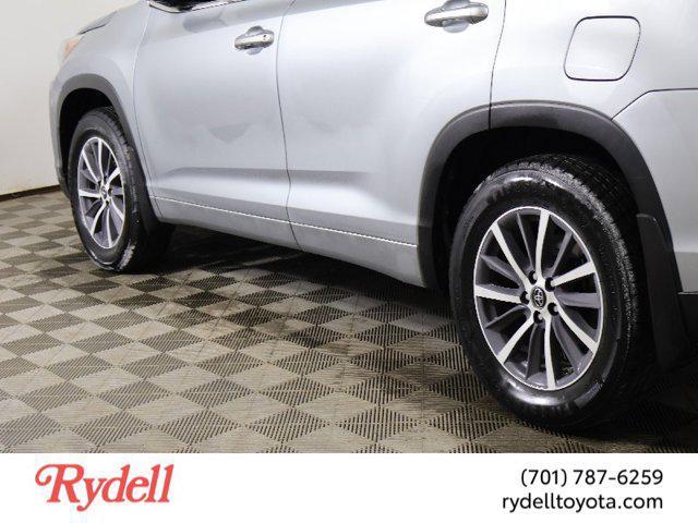 used 2018 Toyota Highlander car, priced at $24,999