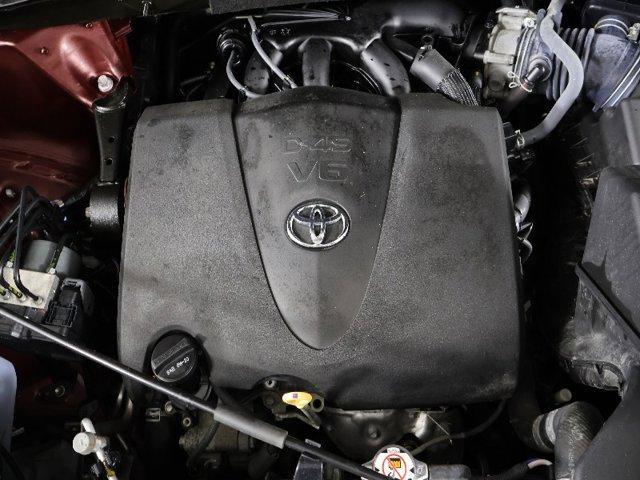 used 2019 Toyota Highlander car, priced at $29,999