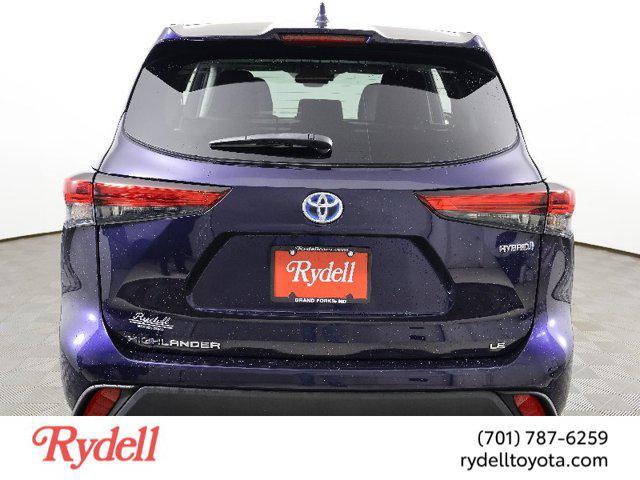 used 2021 Toyota Highlander Hybrid car, priced at $35,499