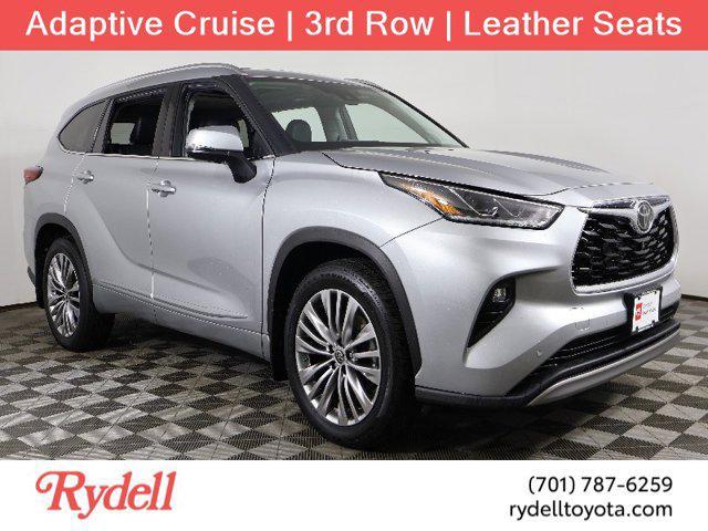 used 2022 Toyota Highlander car, priced at $42,999