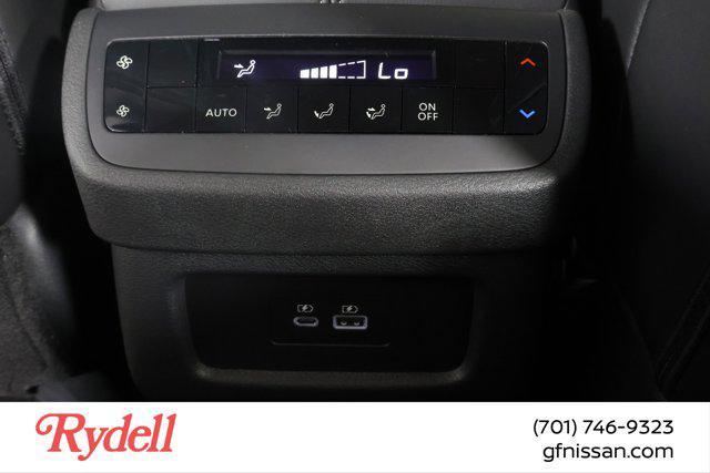 new 2025 Nissan Pathfinder car, priced at $40,918